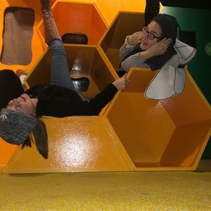 Meet your Posher, Olivia